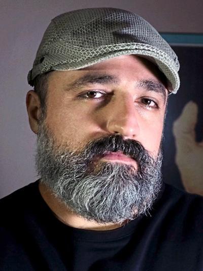 actor Ehsan Mirhosseini large photo