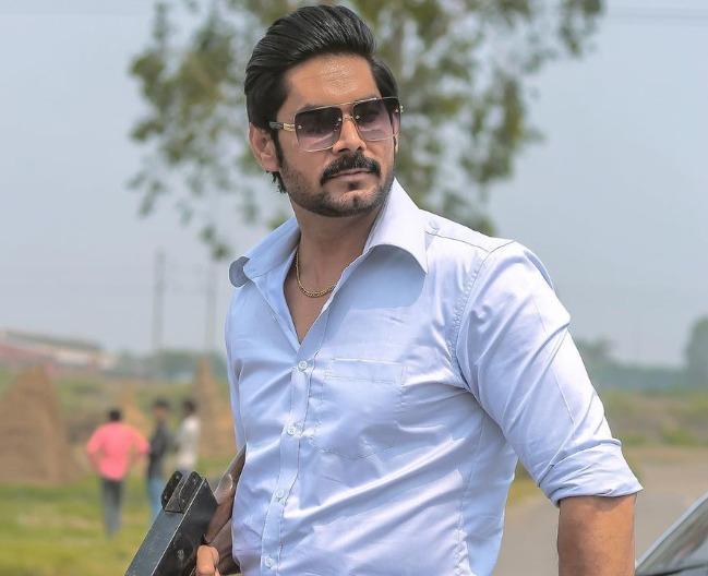 actor Rajesh Bhati large photo