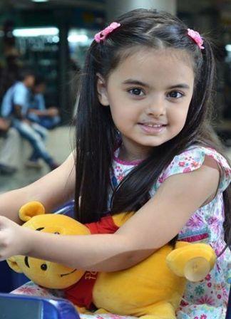 actor Ruhanika Dhawan large photo