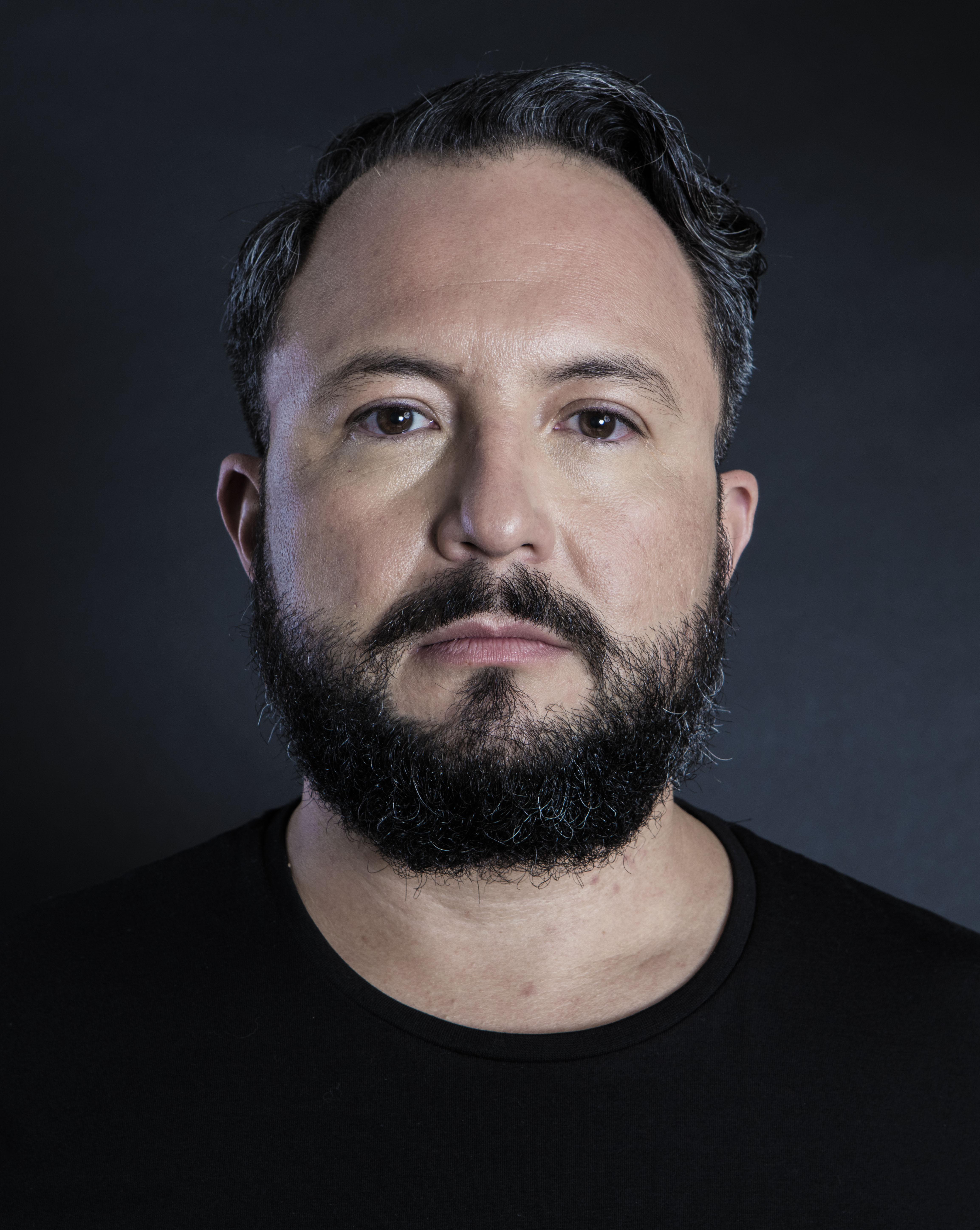 actor Alex Marin y Kall large photo