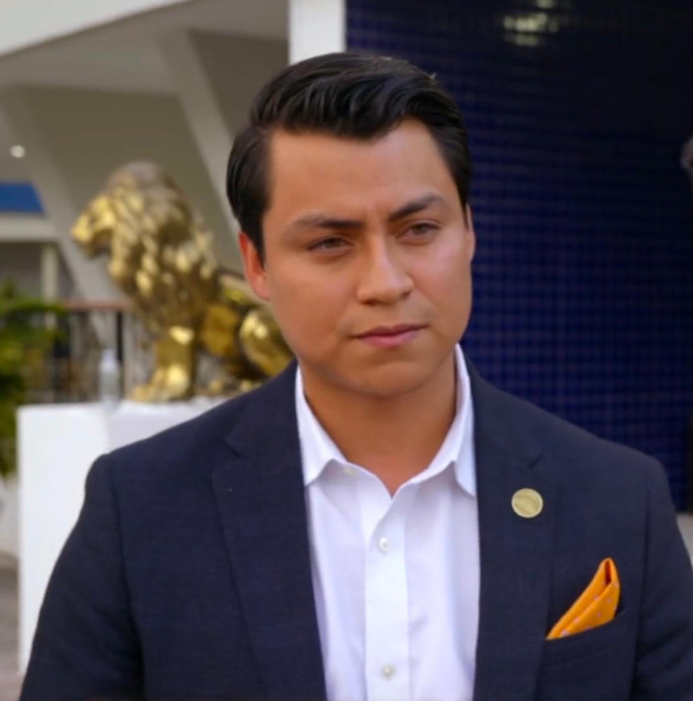 actor William Soriano large photo