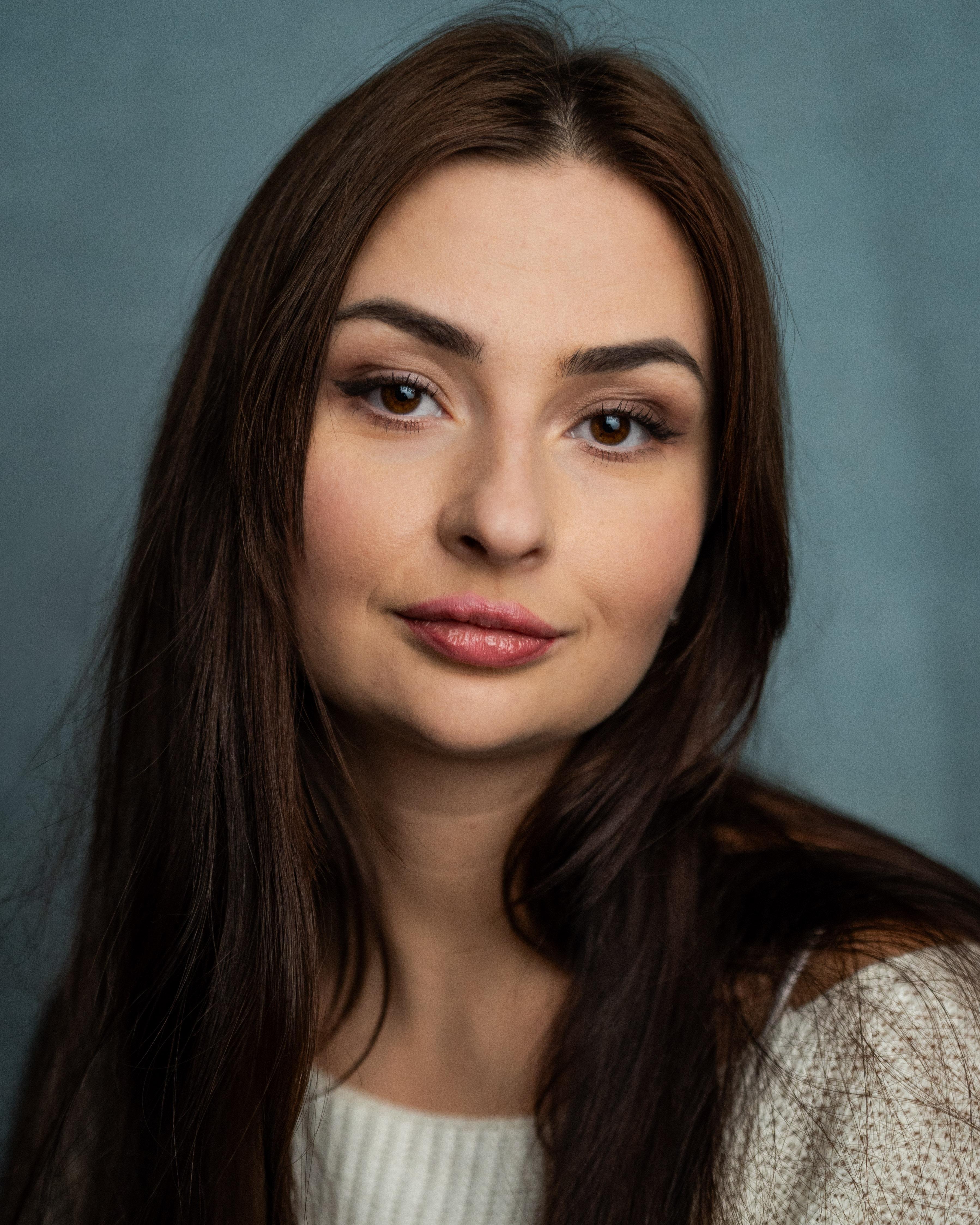 actor Anka Evans large photo