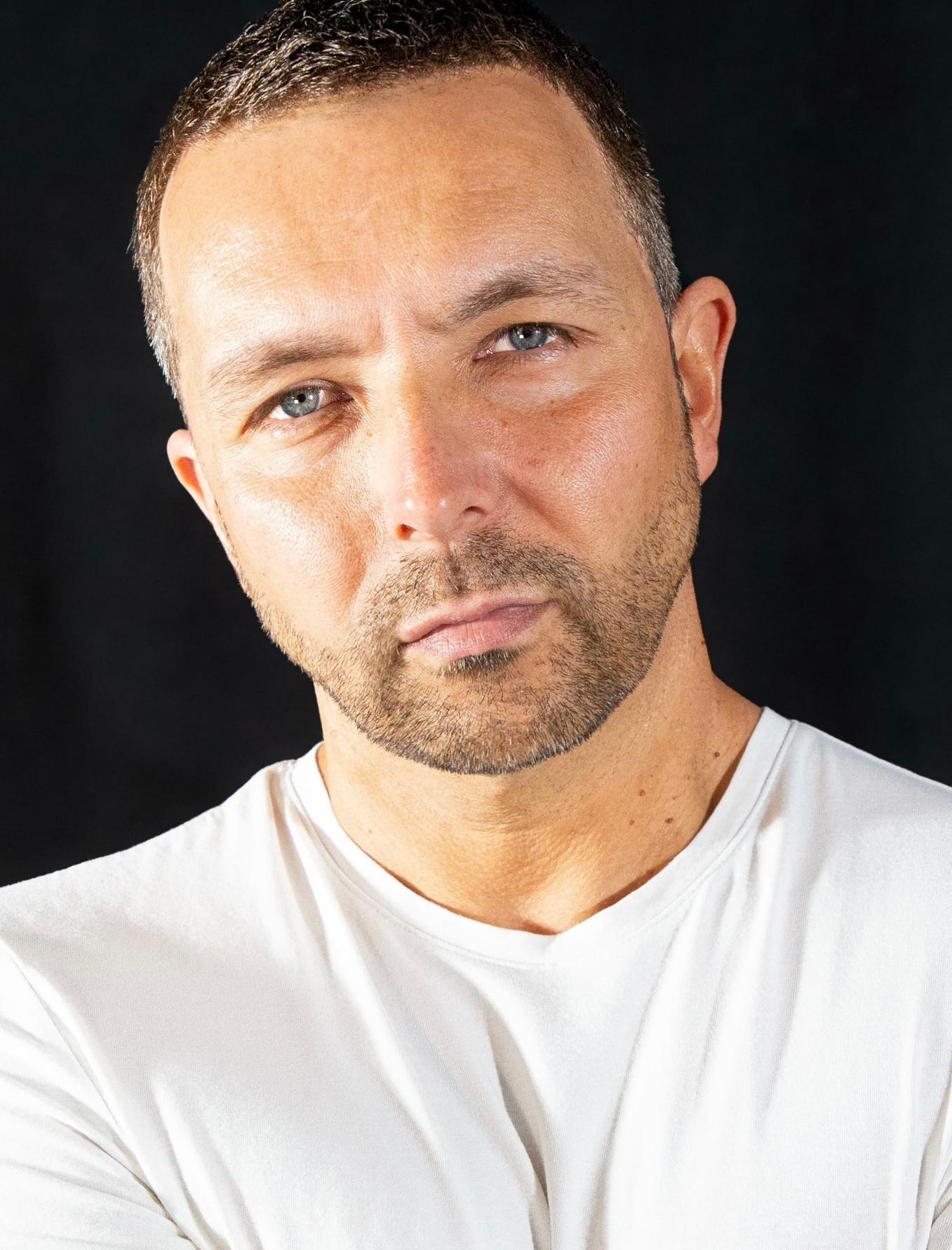 actor Paul Preston large photo