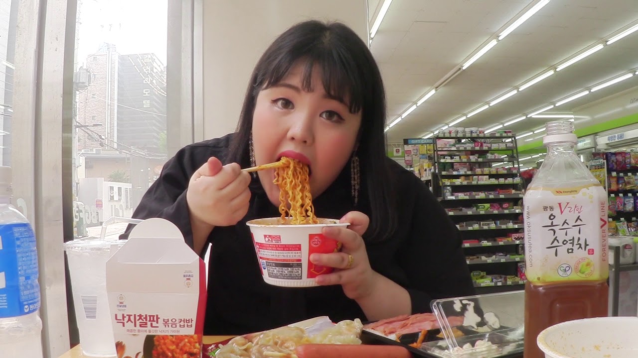 Yang Soo Bin) 혼자 밥 어디까지 먹어봤어 편의점편 Convenience store