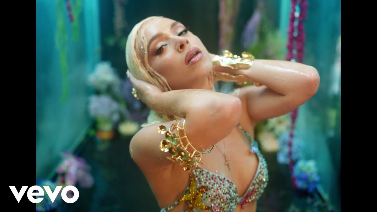 Bad Gyal, Rema - 44 (Video Oficial) backdrop