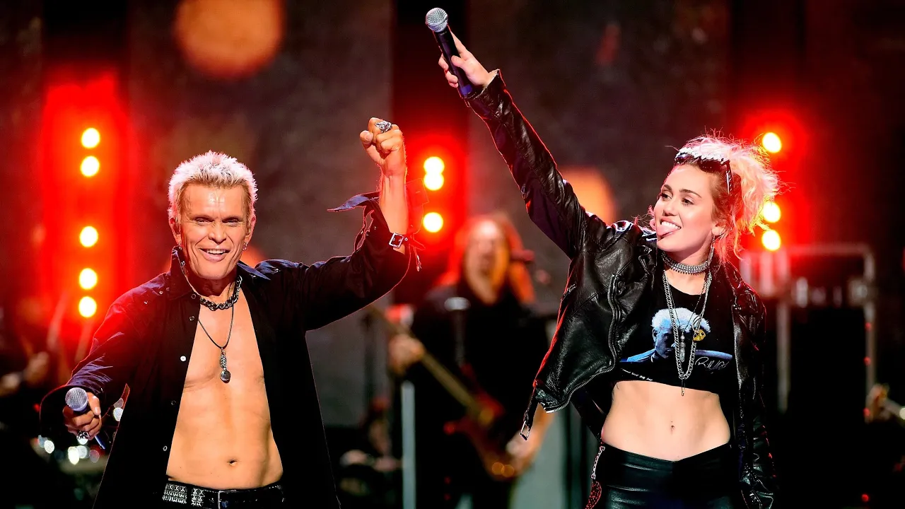 Billy Idol, Miley Cyrus - Rebel Yell (Live) background