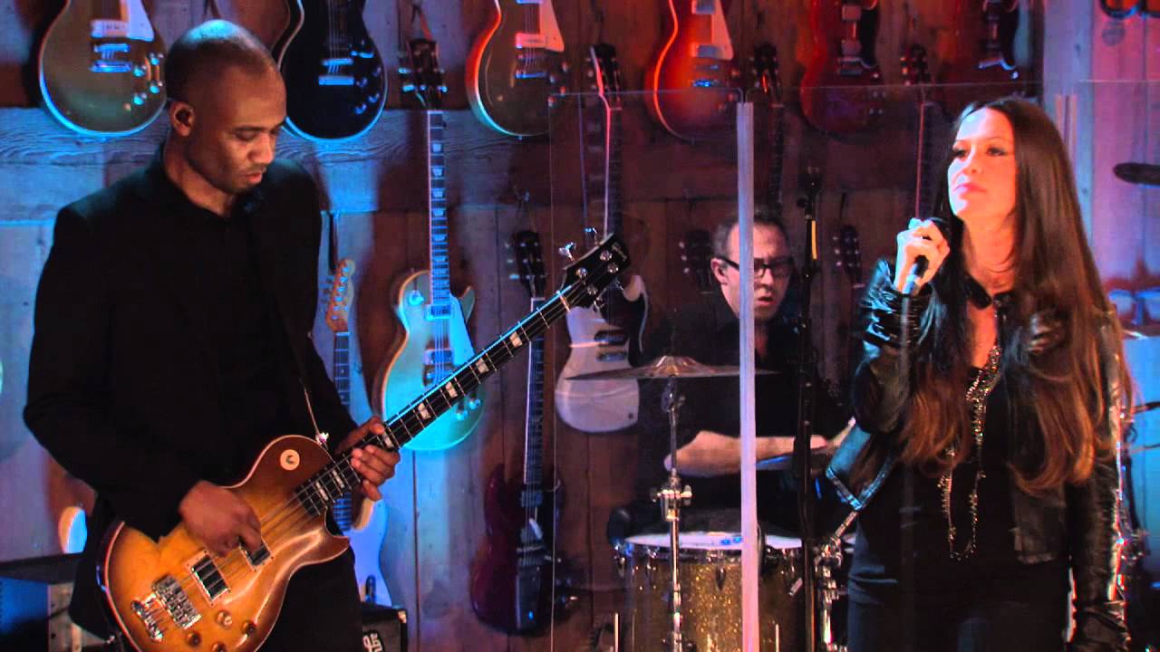 Alanis Morissette "Hand In My Pocket" Guitar Center Sessions on DIRECTV