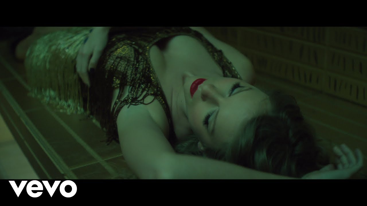 Taylor Swift - I Can See You (Taylor’s Version) (From The Vault) (Official Video) background