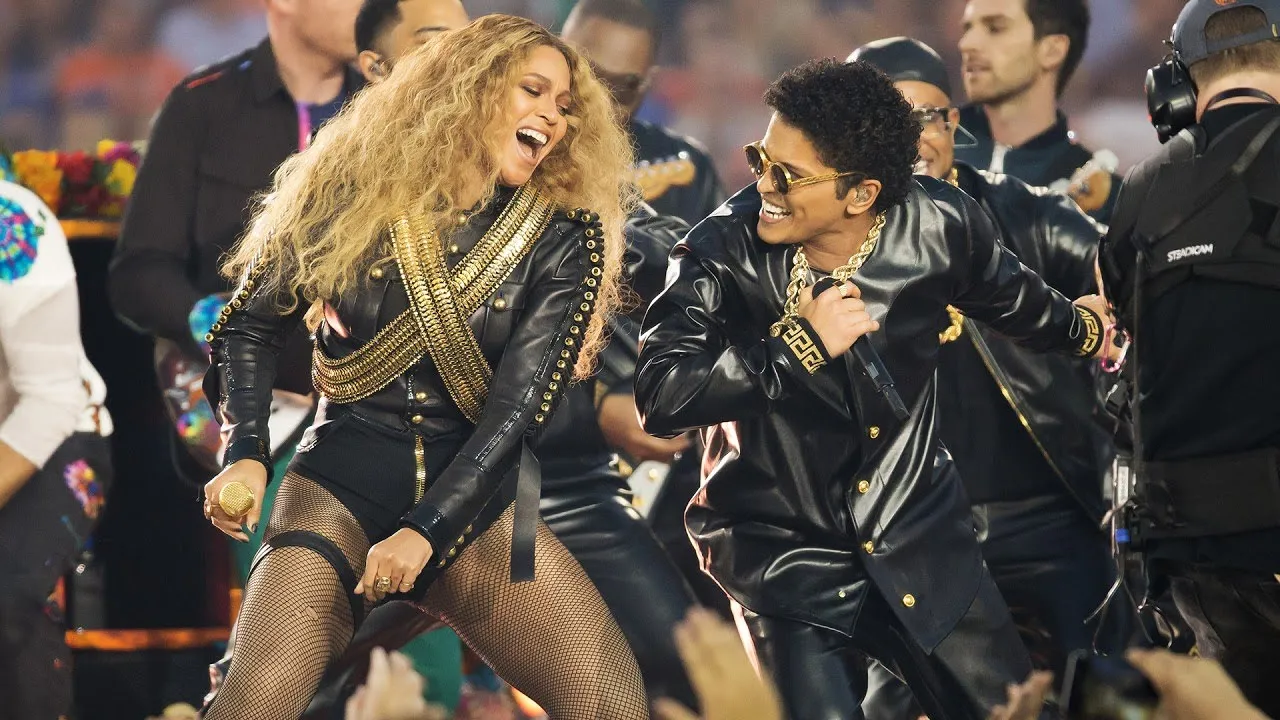 Beyoncé & Bruno Mars Crash the Pepsi Super Bowl 50 Halftime Show | NFL background