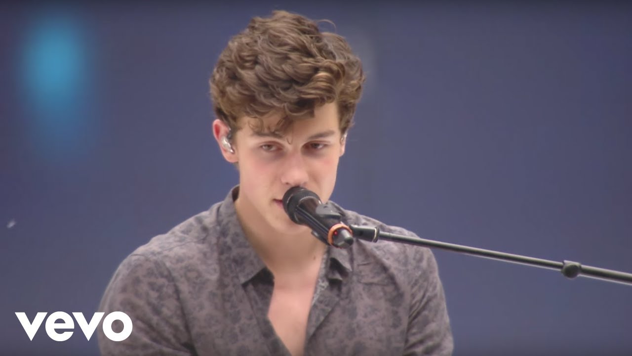 Shawn Mendes - Castle On The Hill / Treat You Better (Live At Capitals Summertime Ball) background