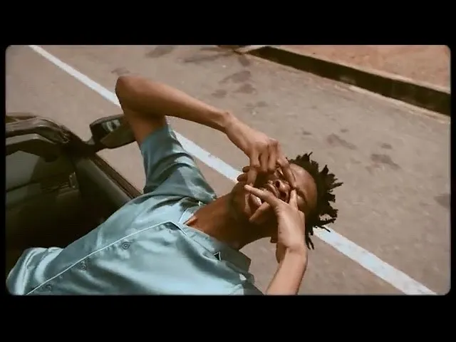 Kwesi Arthur - Baajo (Official Music Video) ft. Joeboy background