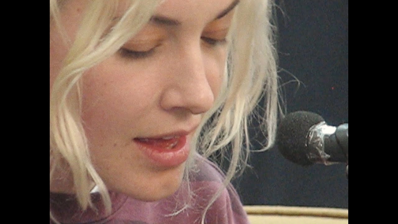 Men I Trust - Numb (garage session) background