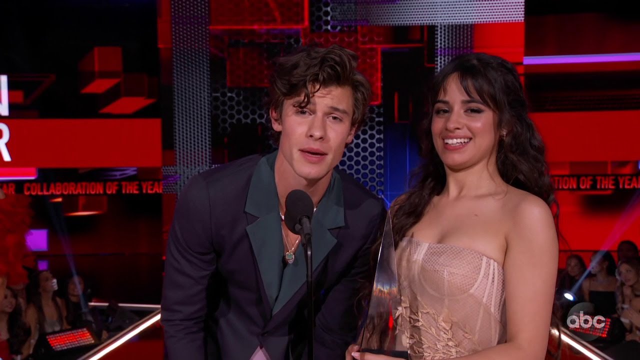 Shawn Mendes and Camila Cabello Win Collaboration of the Year at the 2019 AMAs - The American Music background