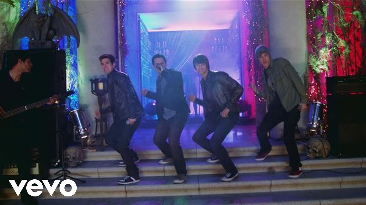 Big Time Rush - Big Night (Official Video) background