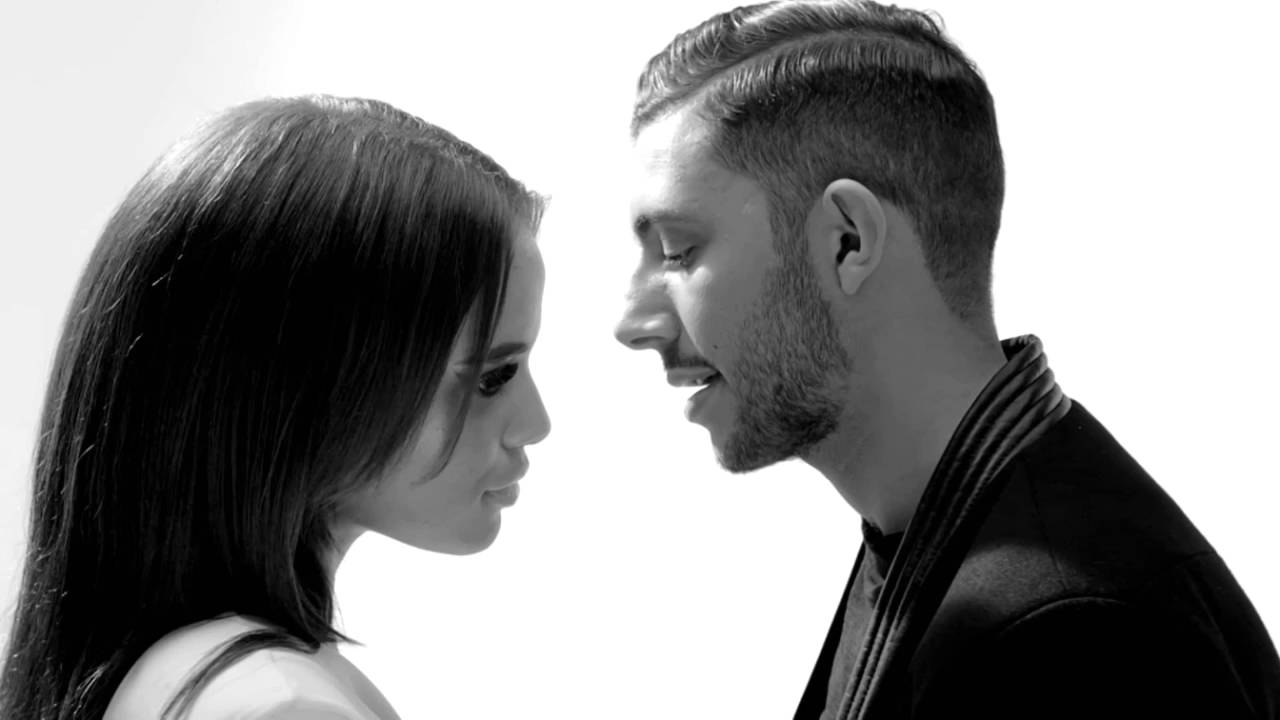 Warm - Majid Jordan background
