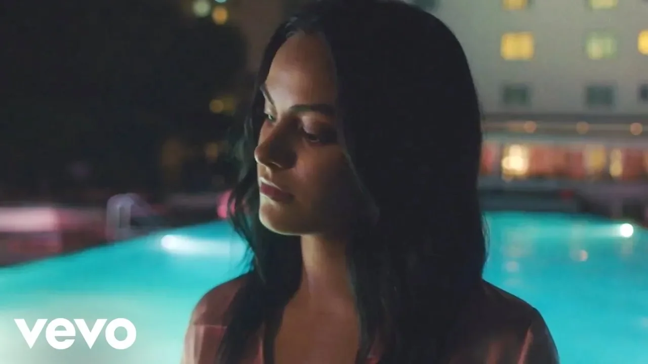The Chainsmokers - Side Effects (Official Video) ft. Emily Warren background