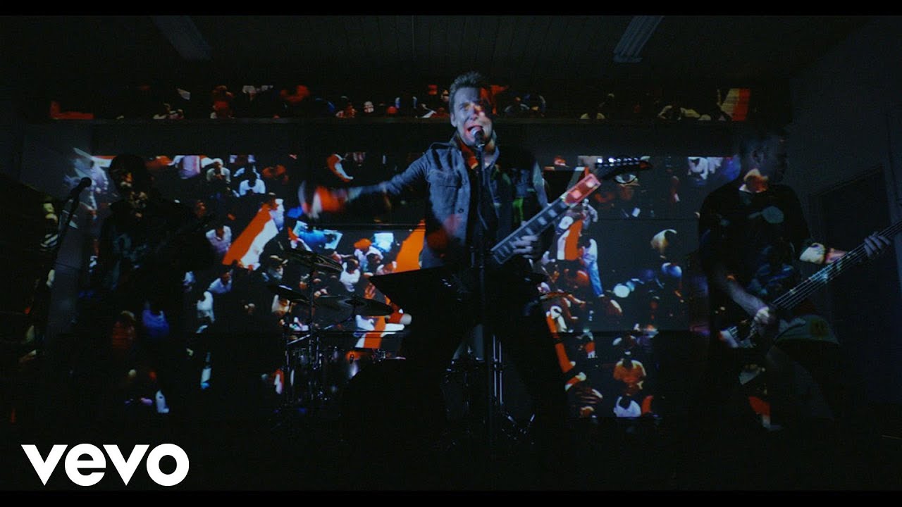 Nickelback - Edge Of A Revolution (Main Version) background