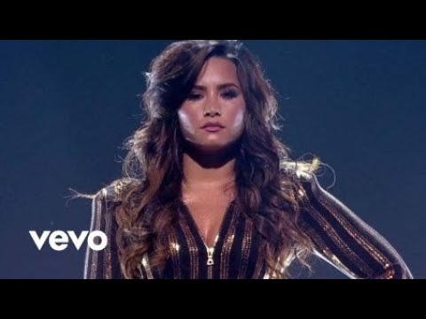 Demi Lovato - Confident (Live) background