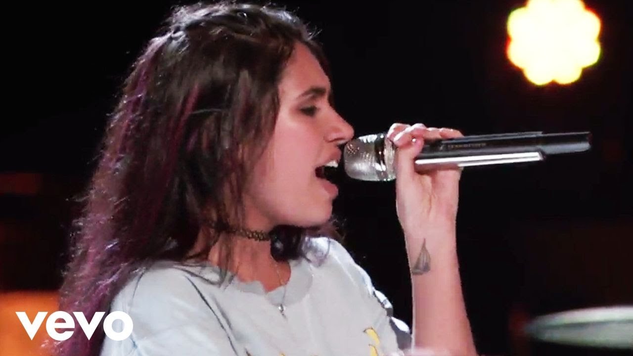 Zedd, Alessia Cara - Stay (Live On The Voice/2017) background