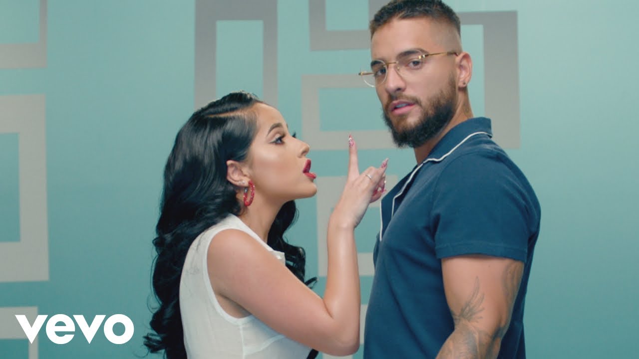 Becky G, Maluma - La Respuesta (Official Video) background