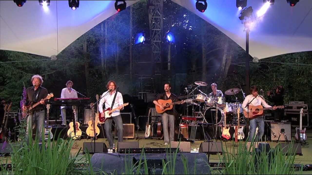 The Dutch Eagles - Lyin' Eyes (DVD version) background