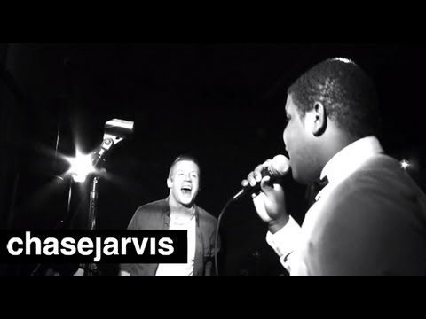 MACKLEMORE & RYAN LEWIS "Can't Hold Us" | Chase Jarvis LIVE | ChaseJarvis
