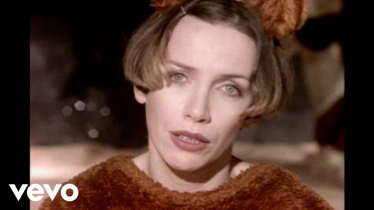 Annie Lennox - A Whiter Shade of Pale (Official Video) background