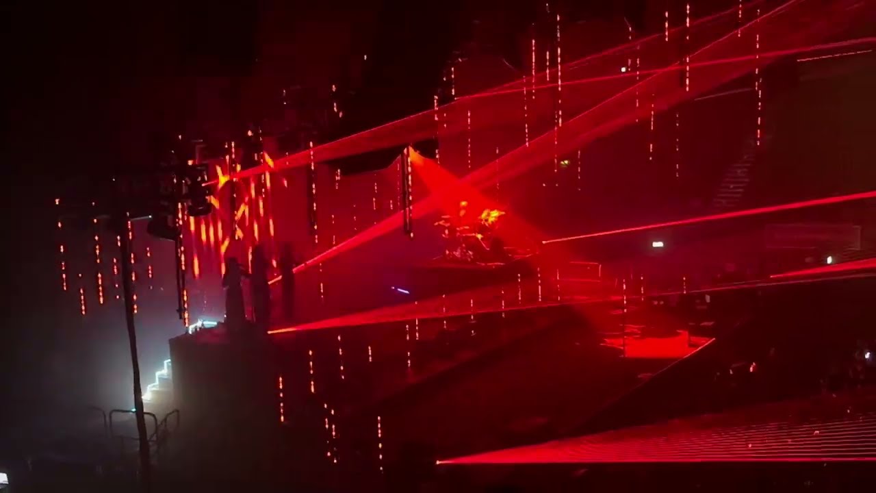 Sleep Token - The Summoning (feat. the crowd, No Vessel vocals) (Wembley Arena, Dec 16 2023) LIVE/4K background