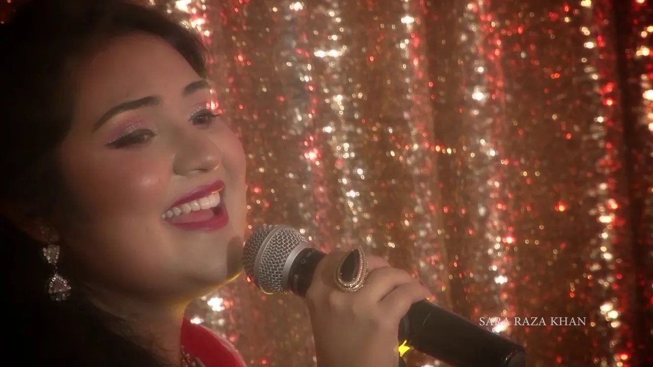 Aapki ankhon mein kuch (cover by Sara Raza Khan ) background