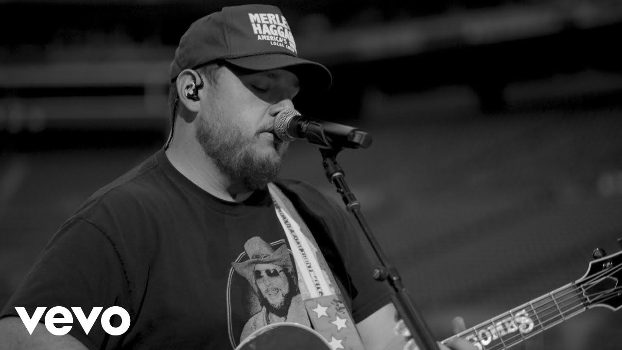Luke Combs - Going, Going, Gone (Official Acoustic Video) background