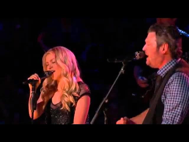 Blake Shelton & Shakira singing-"Need You Now" background