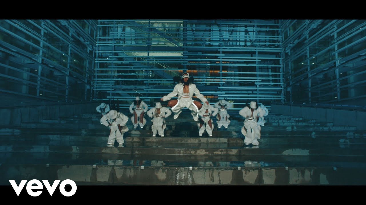 Ciara - JUMP ft. Coast Contra background