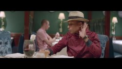 Pharrell Williams - Happy (12PM)