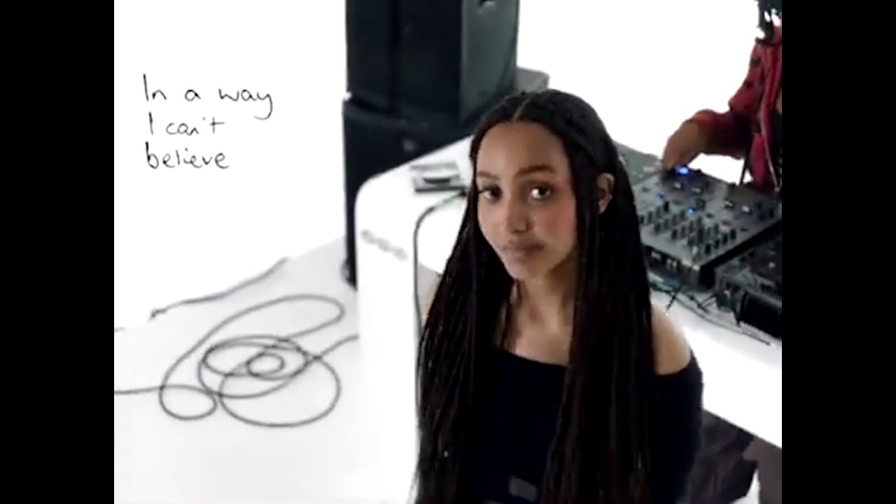 pinkpantheress - just for me (Official Video) background