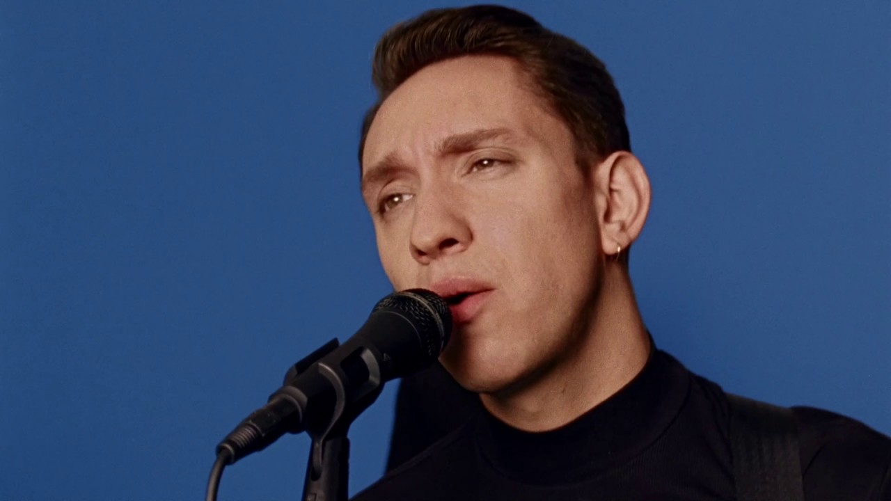 The xx - Say Something Loving (Official Music Video) background