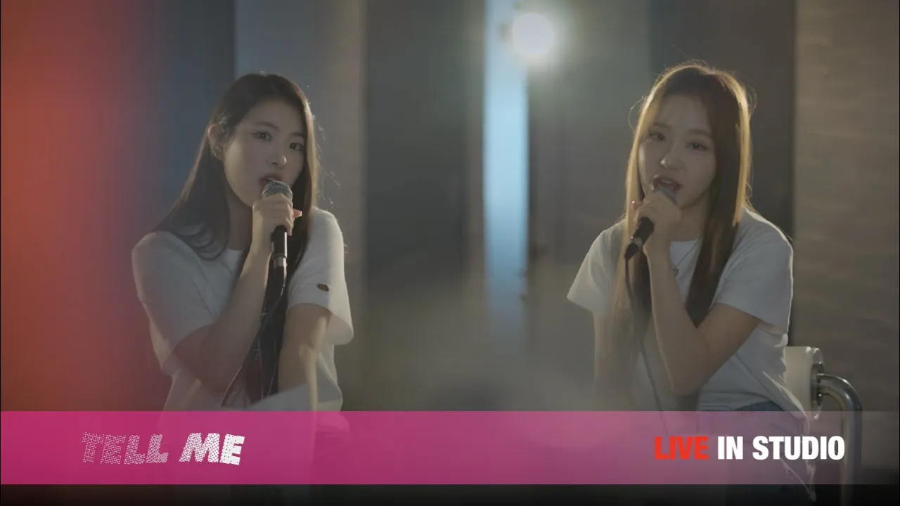 Tell Me (OT4) - LIVE IN STUDIO | FIFTY FIFTY (피프티피프티) background