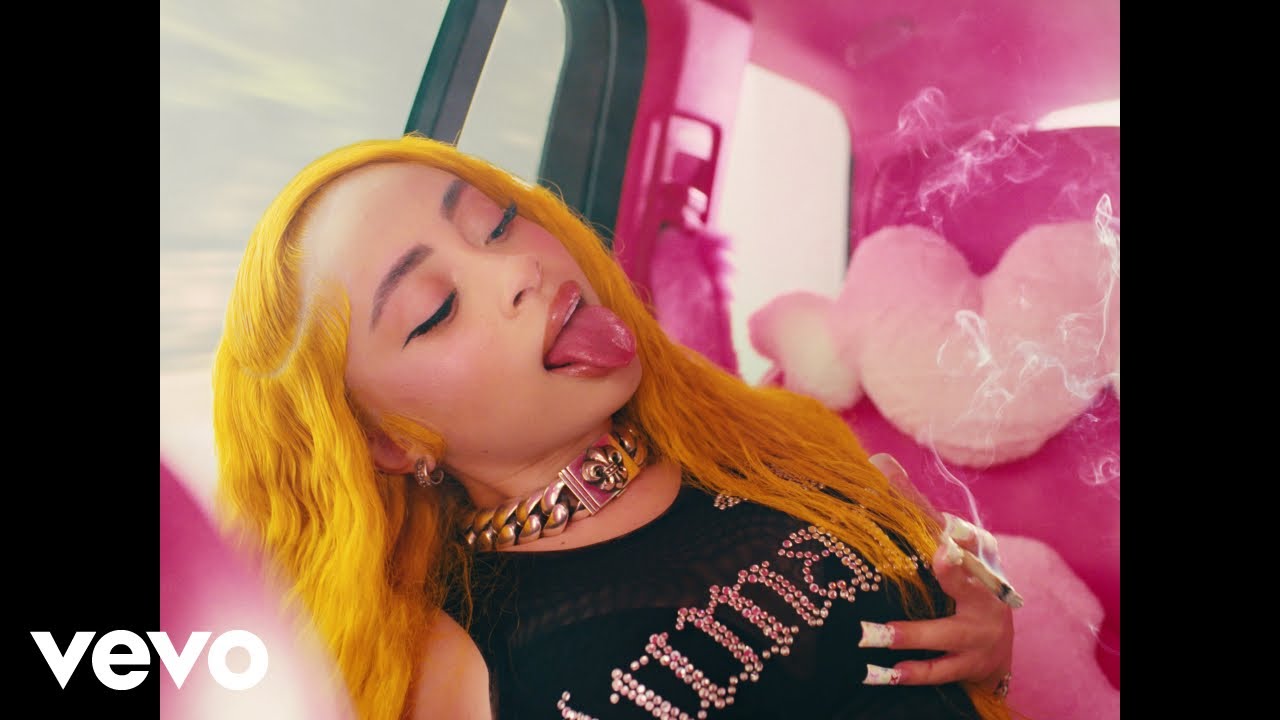 Ice Spice - Gimmie A Light (Official Video)