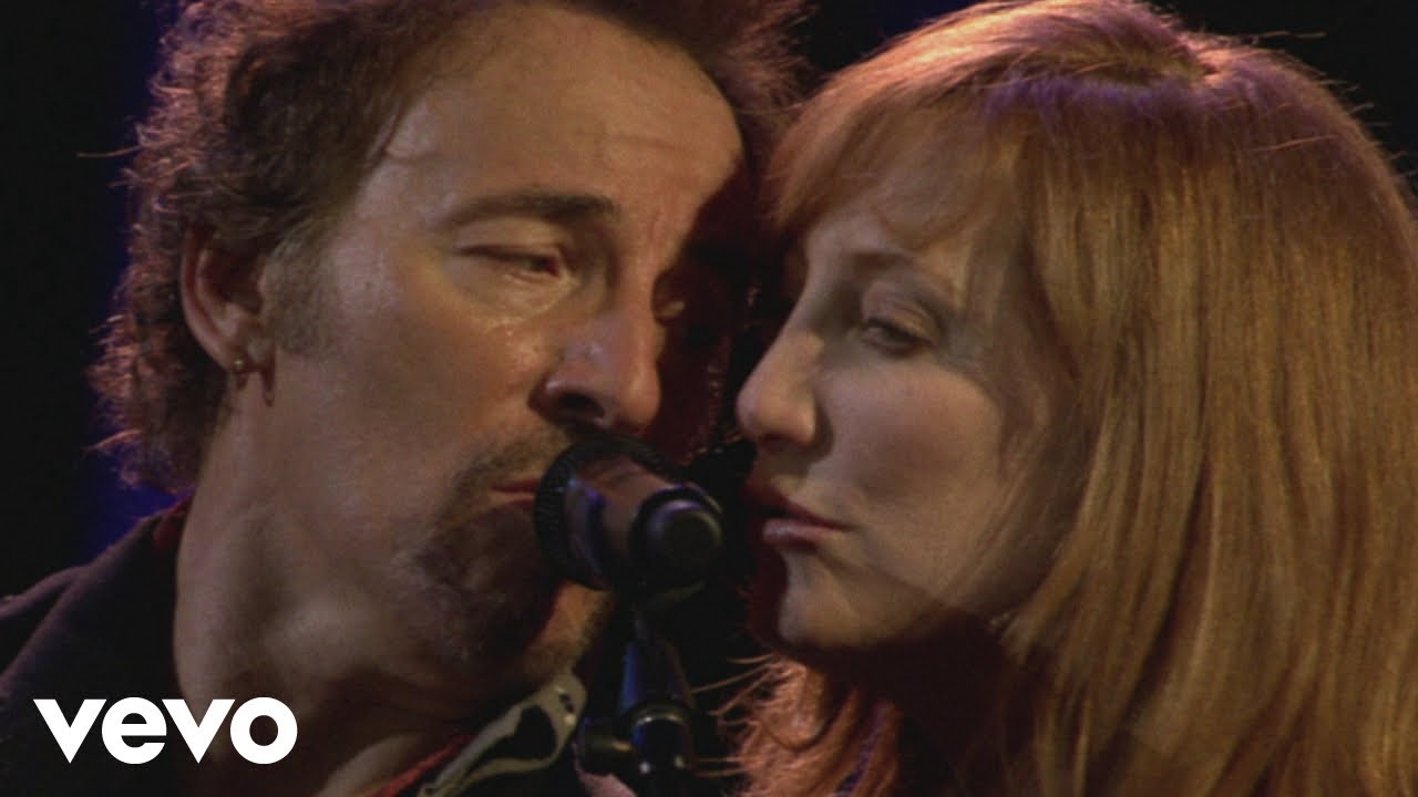 Bruce Springsteen with the Sessions Band - If I Should Fall Behind (Live In Dublin) background