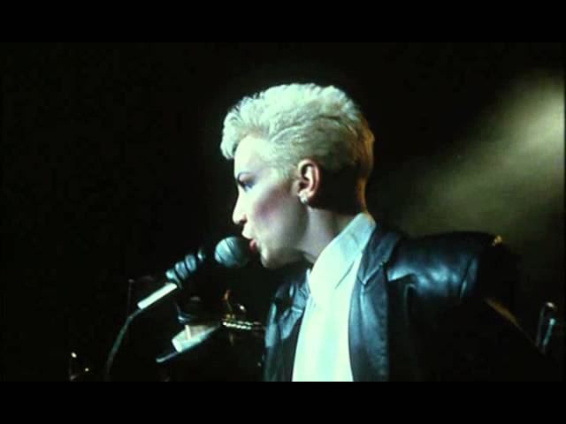 Eurythmics Sexcrime (Live 1987) background