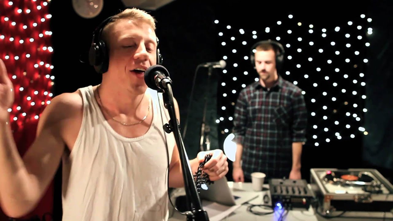 Macklemore and Ryan Lewis - Irish Celebration (Live on KEXP) background