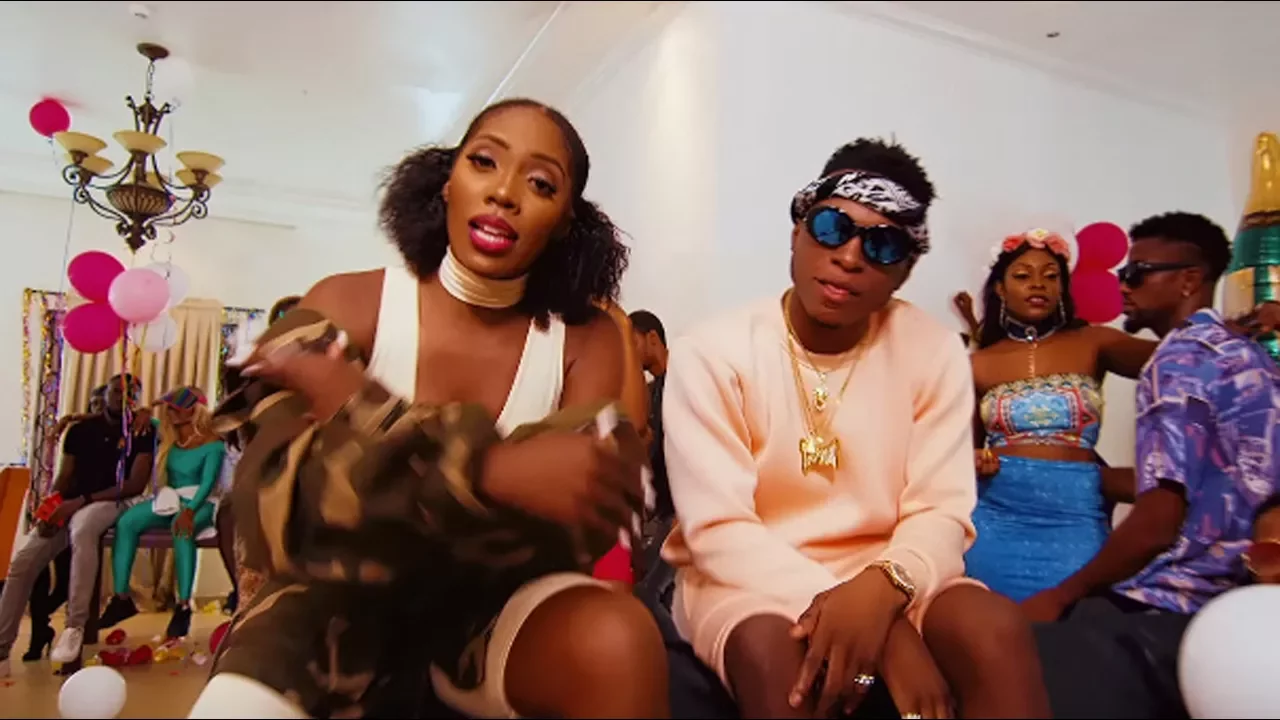 Dj Kaywise x Tiwa Savage - Informate ( Official Video ) background