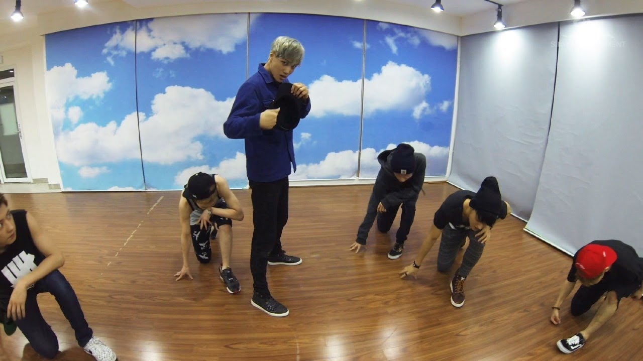 EXO 엑소 '으르렁 (Growl)' Dance Practice (Korean Ver.) background