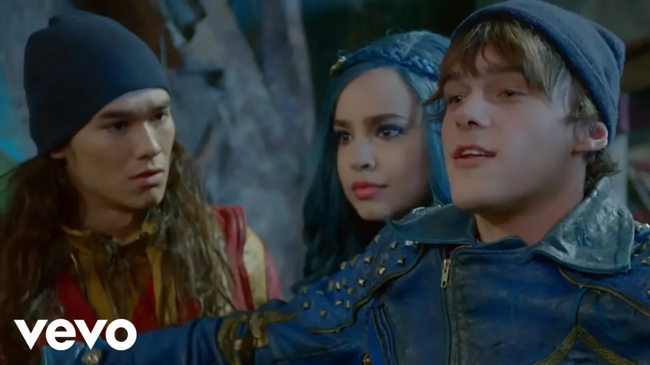 Chillin' Like a Villain (From "Descendants 2") background