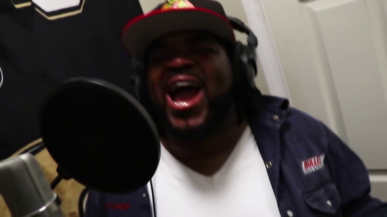 Highway Heavy ft. Adrian Bagher & Coldrank - Let Me Take Care of You background