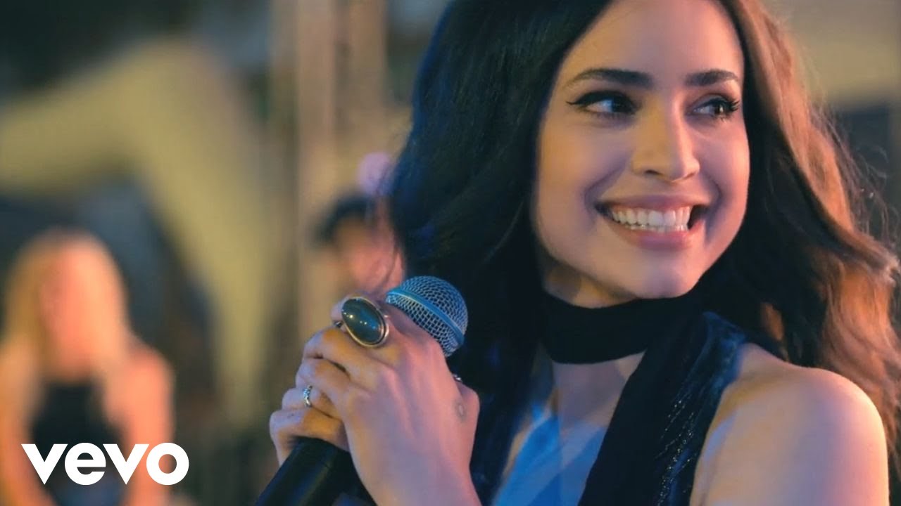 Sofia Carson - Come Back Home (From "Purple Hearts"/German Lyric Video) background