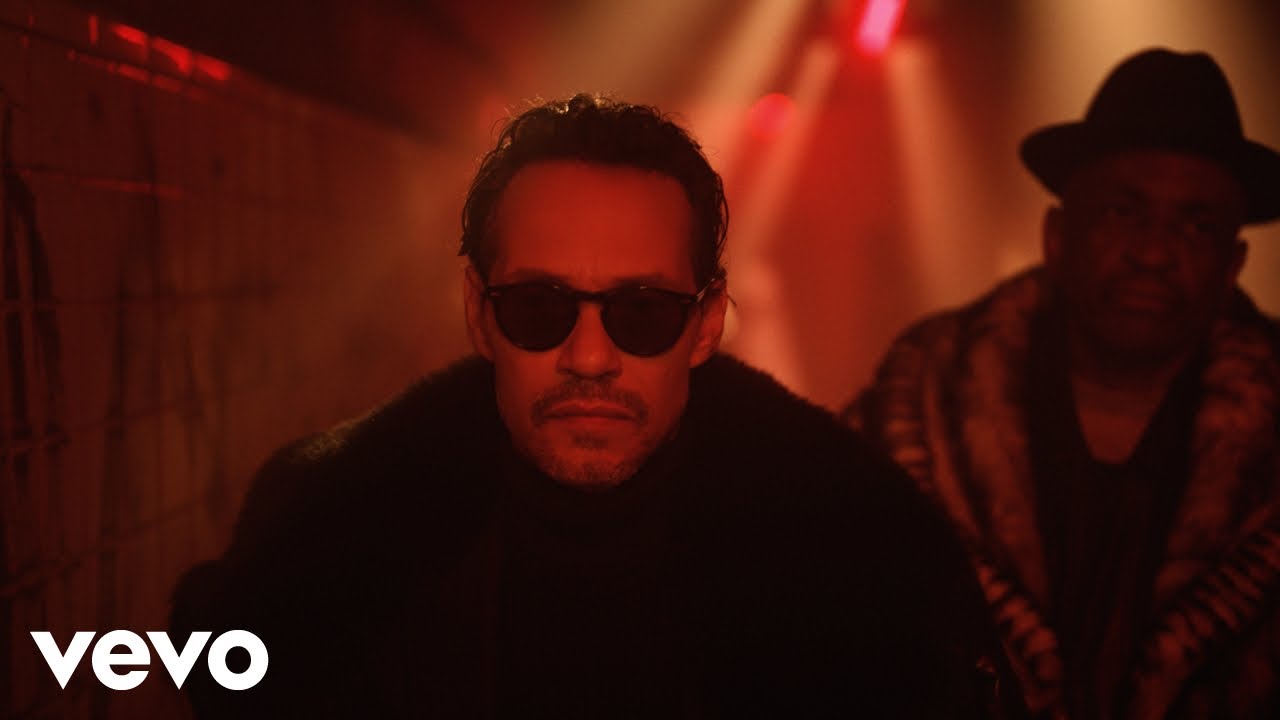 Marc Anthony - Pa'lla Voy (Official Video) background