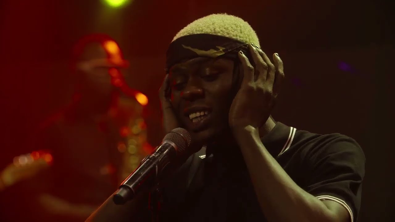Mohbad - Sorry (Live Performance) - #TraceSessions background