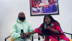 30 MINUTES SOAKING WORSHIP WITH YINKA OKELEYE AND SUNMISOLA AGBEBI OKELEYE