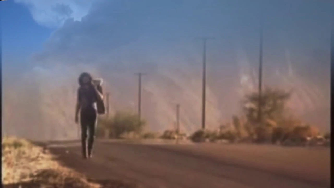 The Doors - Riders on the Storm (Remaster) background
