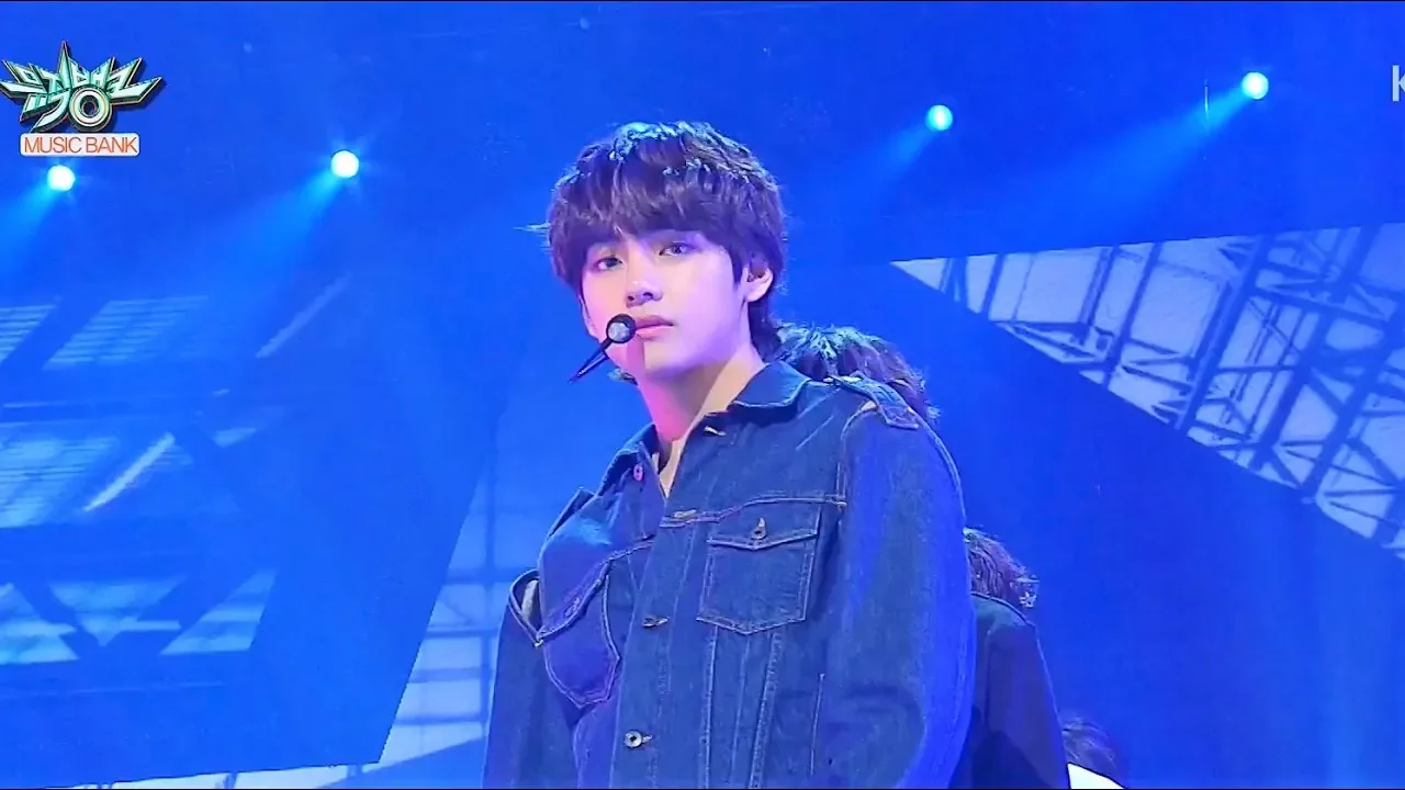 방탄소년단 / BTS - FAKE LOVE (Rocking Vibe Mix) 교차편집 Stage Mix background